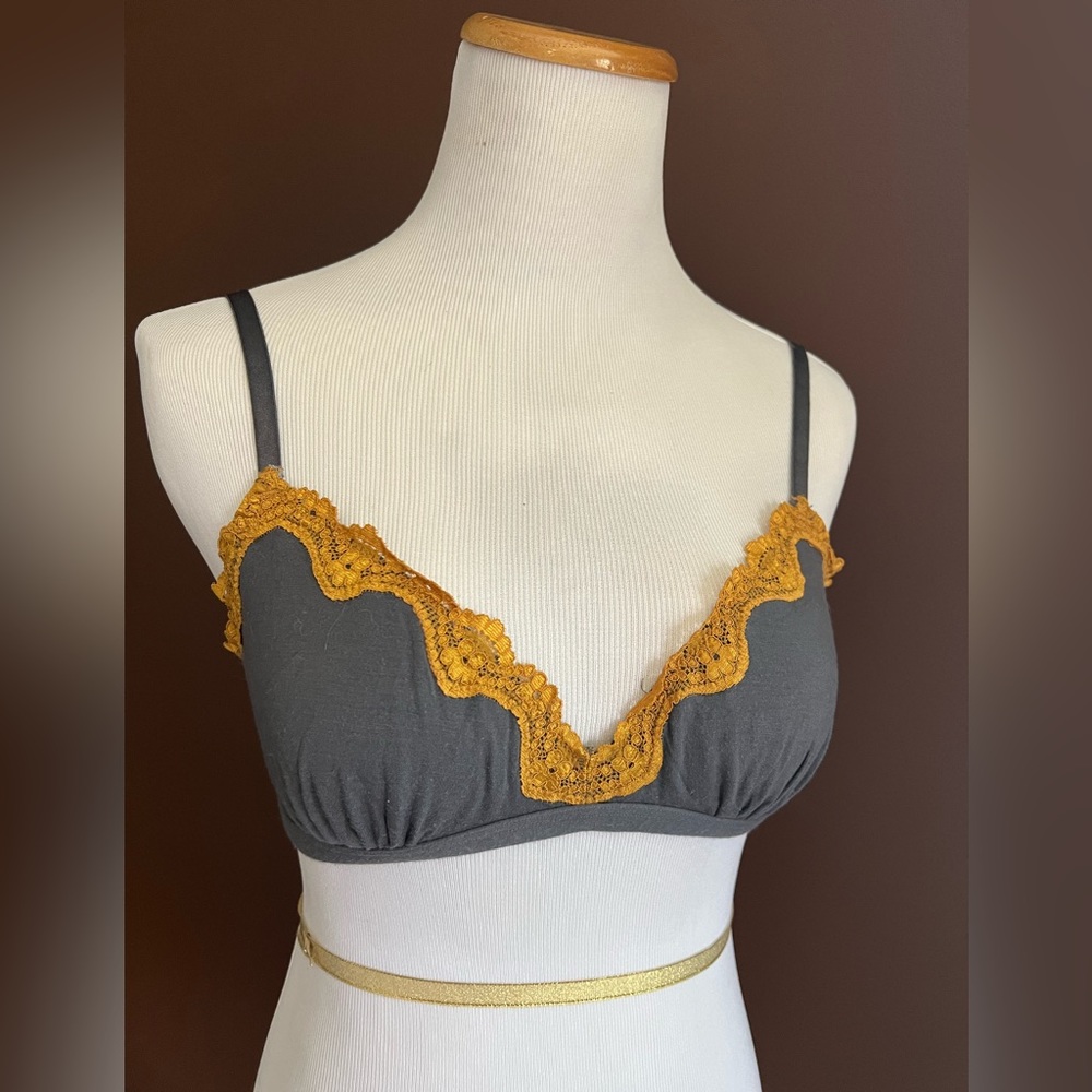 H&M, Size US12, Color: Gray & Gold